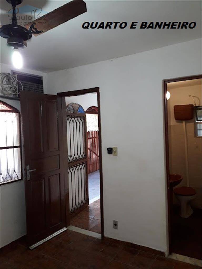 Casa à venda com 1 quarto, 450m² - Foto 30