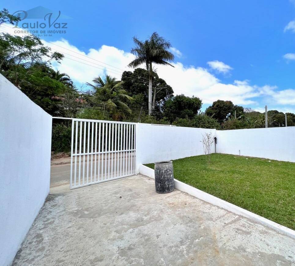 Casa para alugar com 2 quartos, 250m² - Foto 2