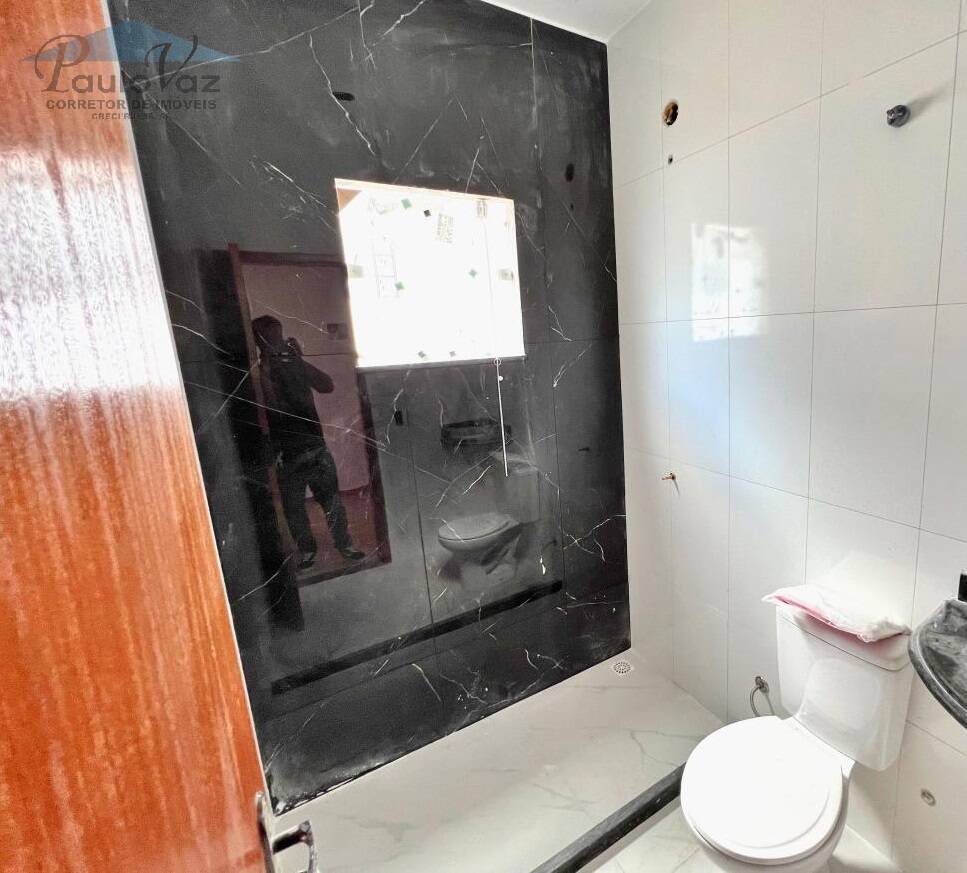 Casa para alugar com 2 quartos, 250m² - Foto 13