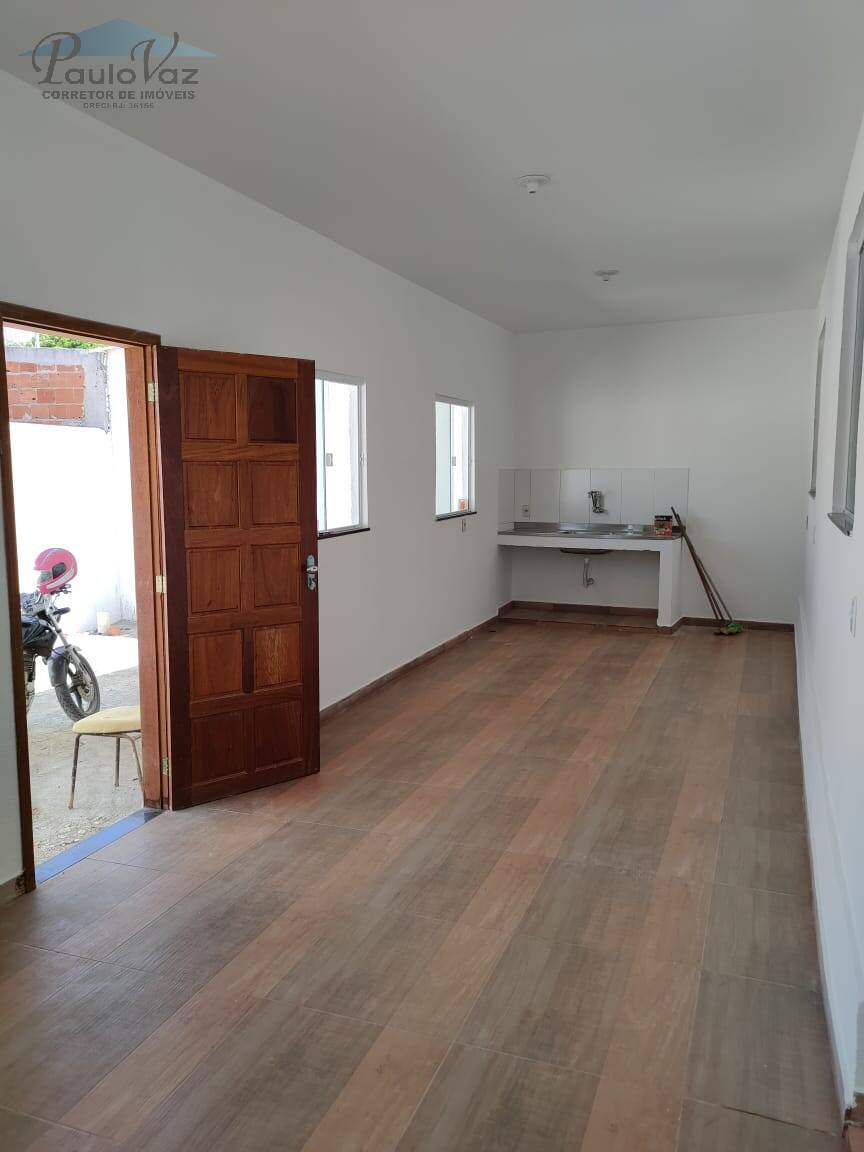 Casa para alugar com 2 quartos, 120m² - Foto 2